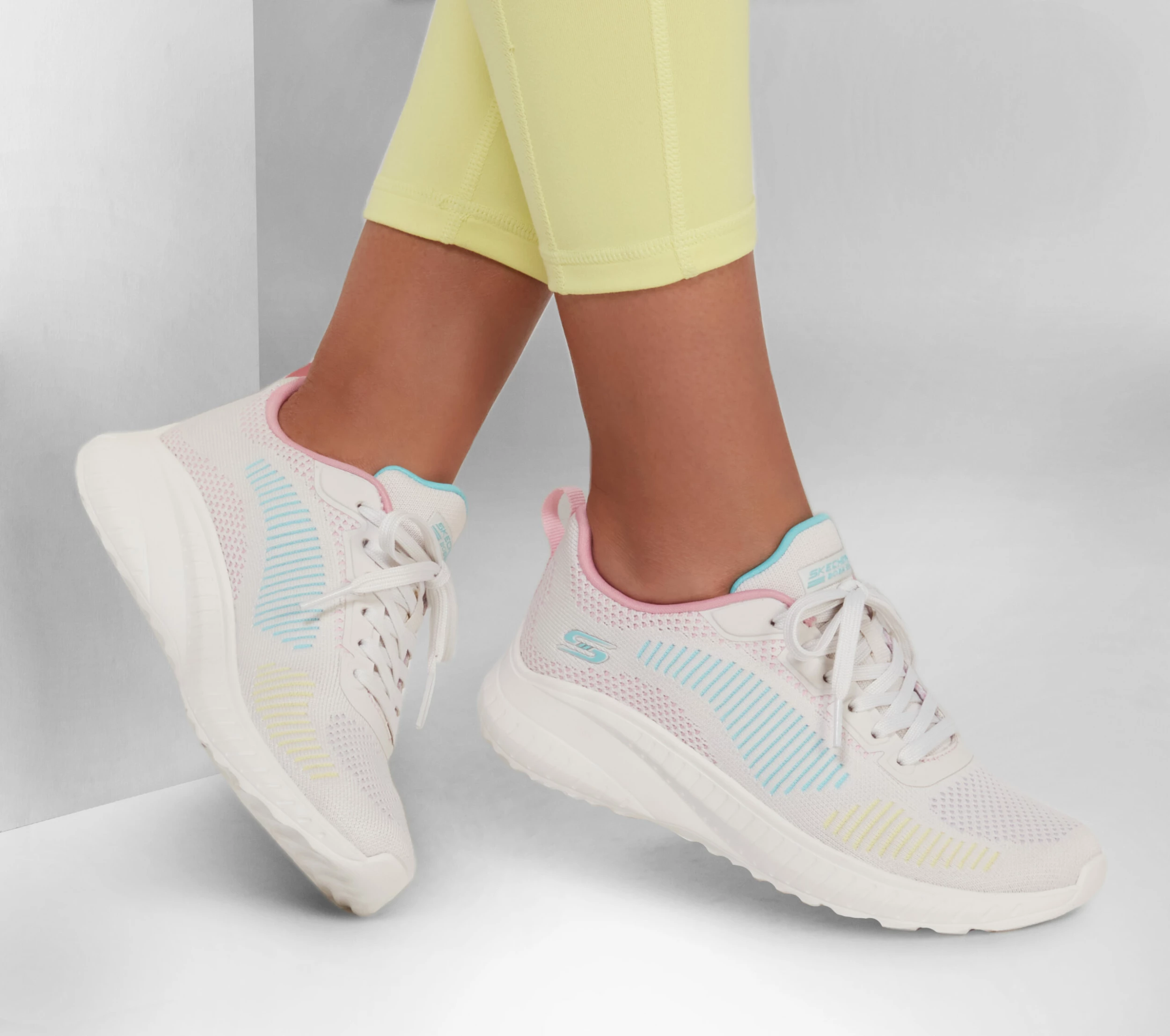 Skechers BOBS Squad Chaos - Color Crush 2 Skechers BOBS Squad Chaos - Color Crush - Image 2