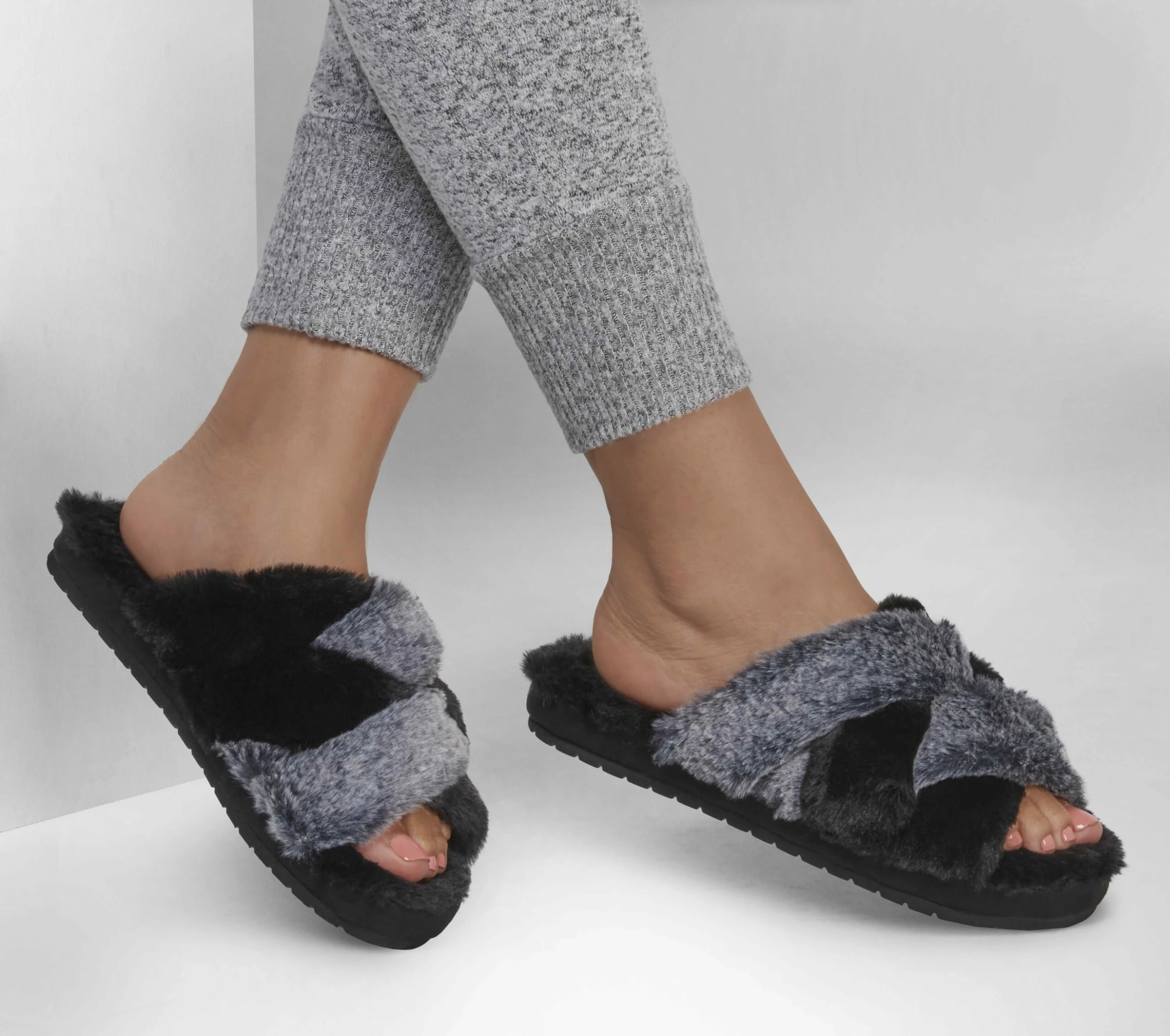 Skechers Cozy Slide - Lovely Vibes 2 Skechers Cozy Slide - Lovely Vibes - Image 2